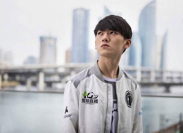 JackeyLove新星逆转表现惊艳，拜仁未来可期！