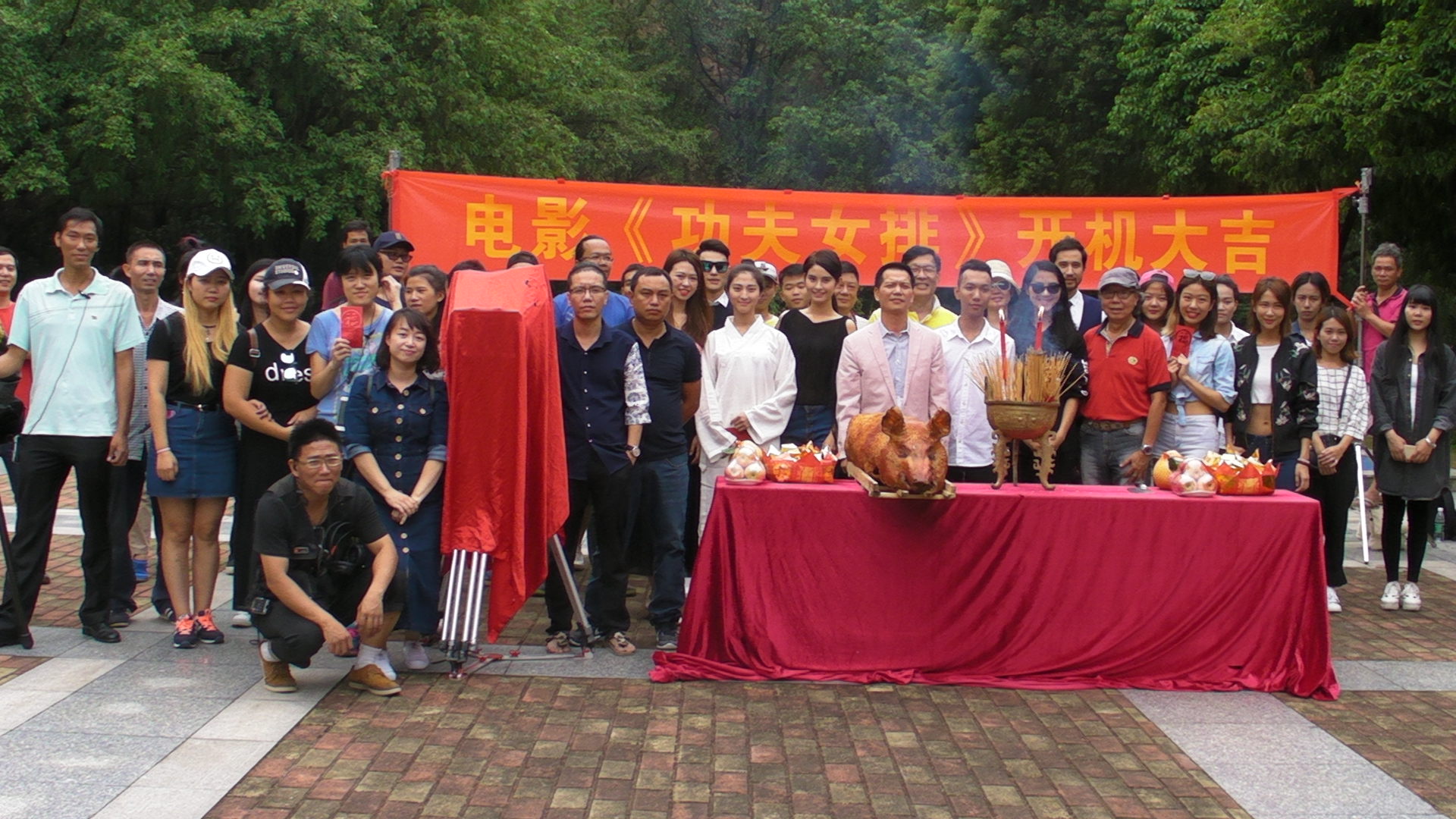 关于Ning重返赛场,锐不可当首场状态出色,热火观众沸腾!的信息 关于Ning重返赛场,锐不可当首场状态出色,热火观众沸腾!的信息